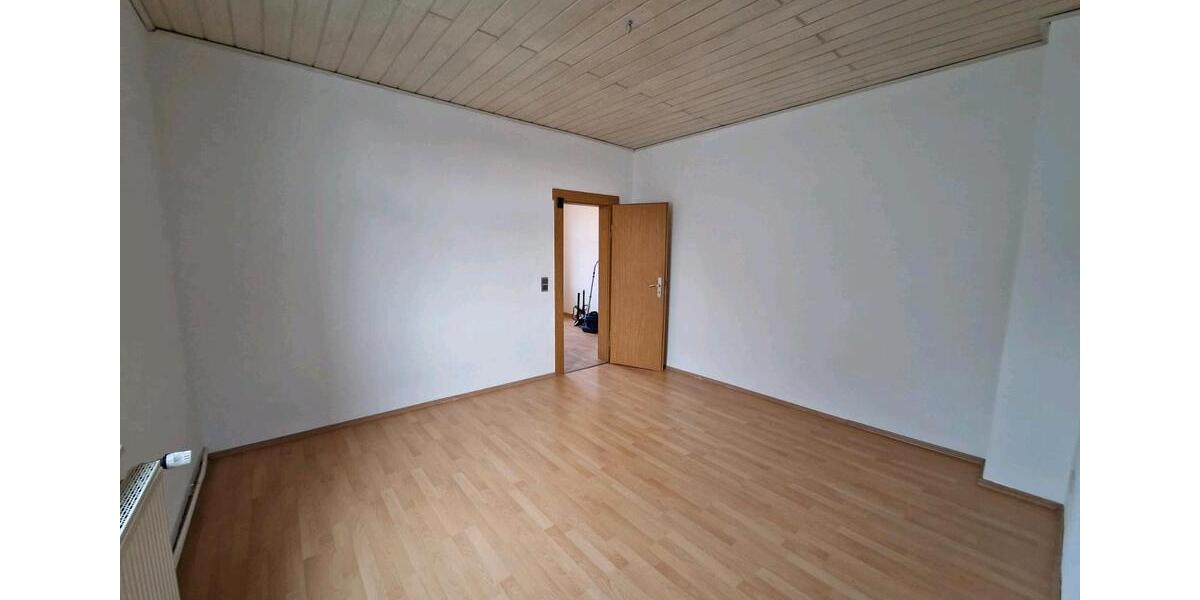 Etagenwohnung Sarstedt - 1 Zimmer, 47 m&sup2;, 420&euro; | Angebot:25173502