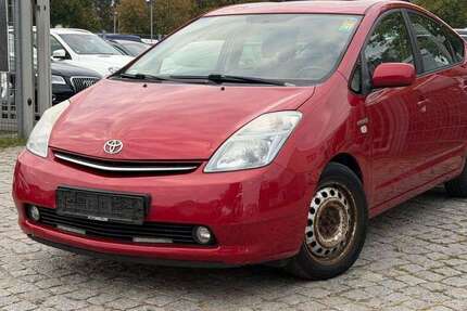 Toyota Prius 330.000 km 2.990 &euro; Hannover 30179