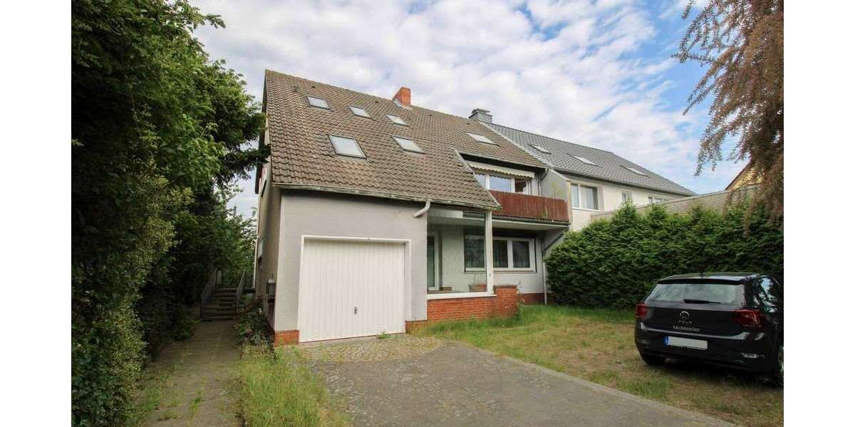 Haus zum Kaufen in Seelze 449.000 € 210.28 m² 10 zimmer