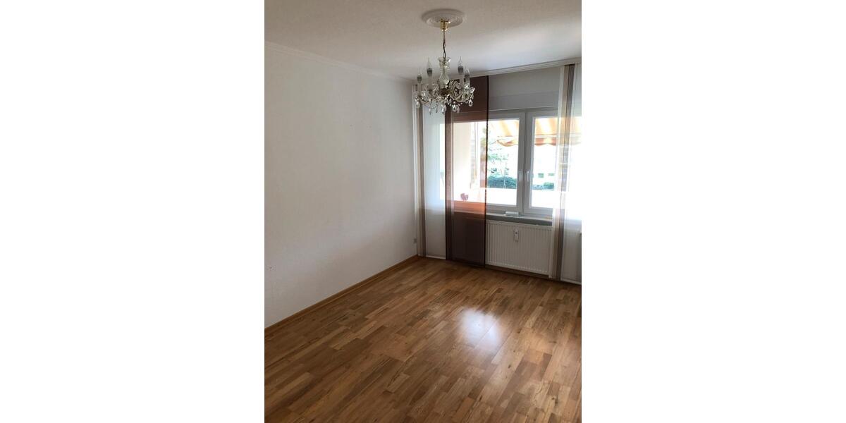 2,5 Zimmer Wohnung in Laatzen Zentrum mit Garage. 2 zimmer