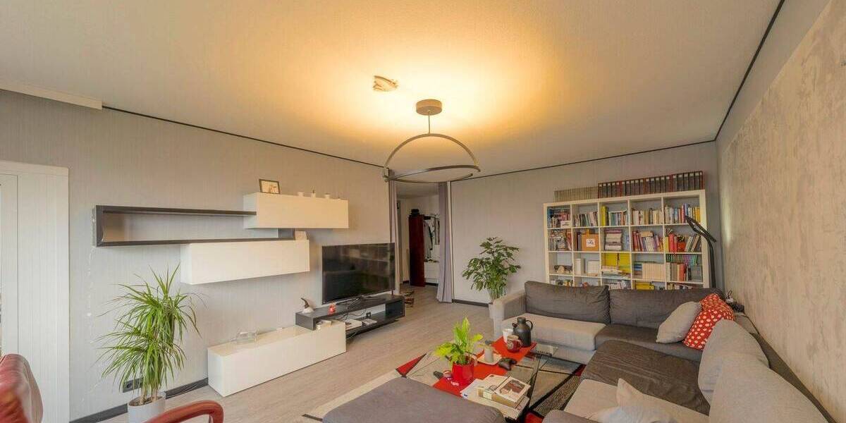 Etagenwohnung Hannover Linden-Mitte - 3 Zimmer, 95 m&sup2;, 175.000&euro; | Angebot:26712865