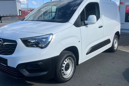 Opel Combo 48.500 km 11.900 &euro; Hildesheim 31135