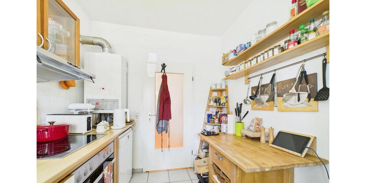 Wohnen im Grünen – möbl. 3-Zi.-Wohnung m. Waldblick in Hildesheim 3 zimmer