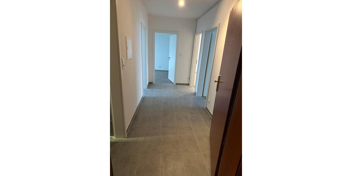 Etagenwohnung Hannover Vahrenwald-List - 3 Zimmer, 71 m&sup2;, 1.230&euro; | Angebot:27596534