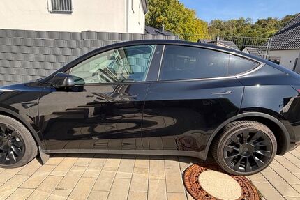 Tesla Model Y 81.000 km 33.500 € Nordstemmen 31171