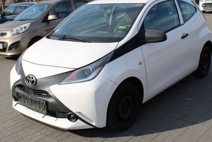 Toyota Aygo (X) 113.000 km 5.900 &euro; Ronnenberg 30952