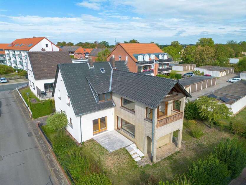 Haus zum Kaufen in Peine 300.000 € 164.81 m² 7 zimmer