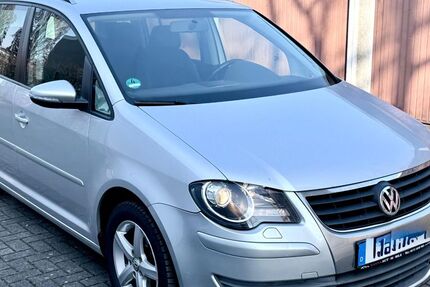 VW Touran 179.985 km 4.250 &euro; Hannover 30167
