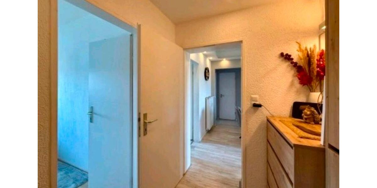 Erdgeschoßwohnung Seelze - 6 Zimmer, 132 m&sup2;, 260.000&euro; | Angebot:27273568