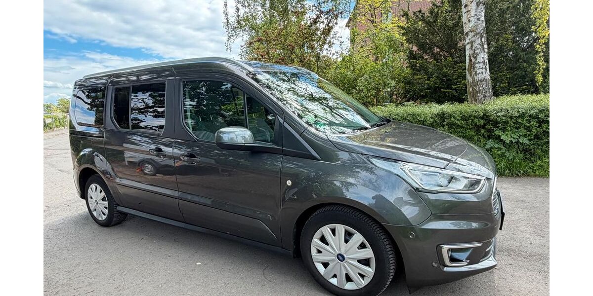 Ford Tourneo Connect 121.965 km 17.900 &euro; Lehrte 31275
