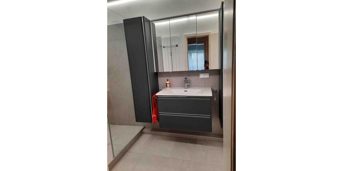 4-Zimmerwohnung mit Wintergarten und Garage in Maschseenähe 4 zimmer