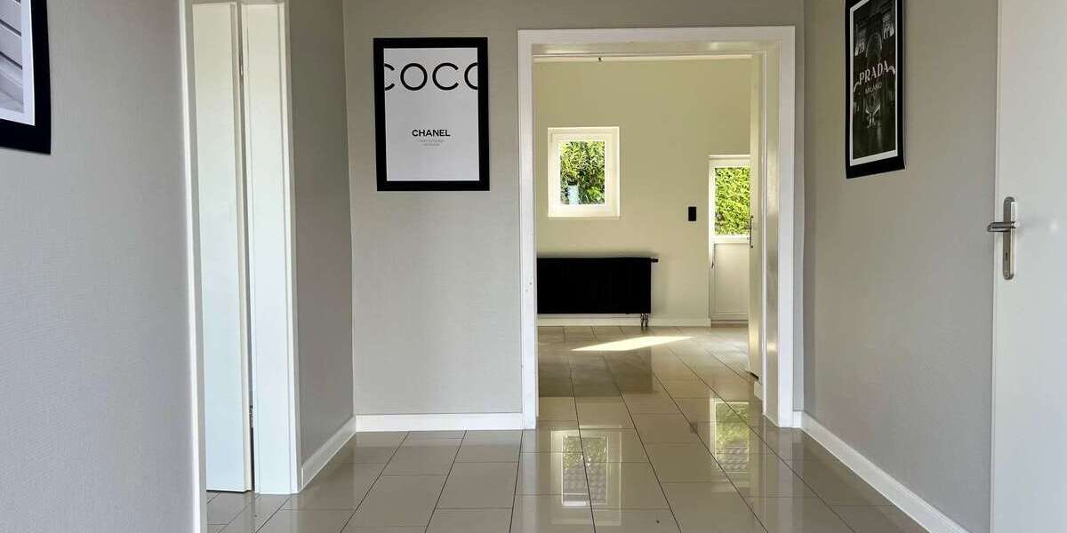 Etagenwohnung Bad Nenndorf - 6.5 Zimmer, 196 m&sup2;, 347.000&euro; | Angebot:25928426