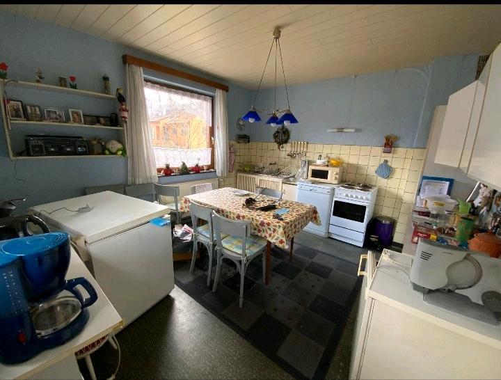 Doppelhaushälfte Burgwedel - 5 Zimmer, 100 m&sup2;, 250.000&euro; | Angebot:24745463