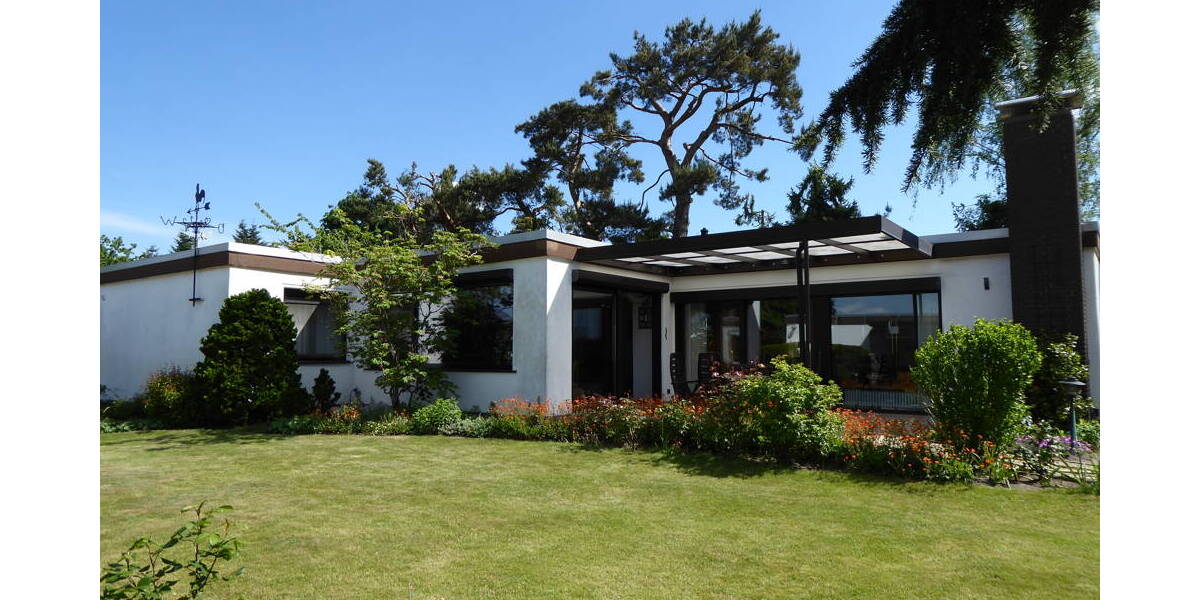 Wohnen auf einer Ebene großzügiger Bungalow auf Erbpachtgrundstück mit Garage 5 zimmer