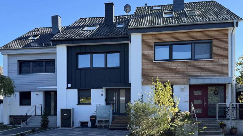 Reihenmittelhaus Burgdorf - 4 Zimmer, 145 m&sup2;, 1.900&euro; | Angebot:26438784