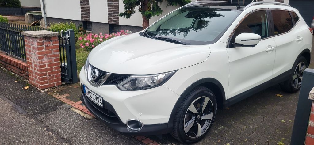 Nissan Qashqai 150.000 km 10.950 € Seelze 30926