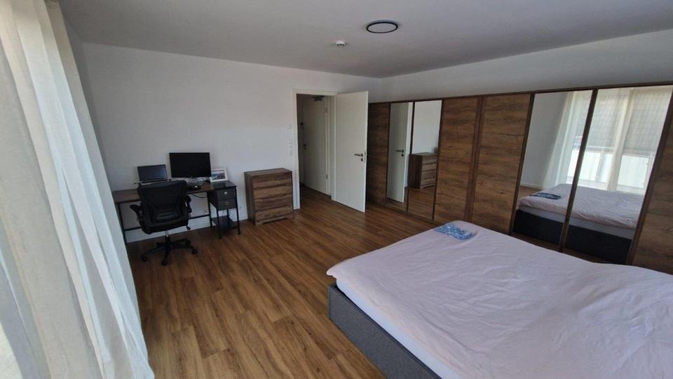 helle,stilvolle 2-Zimmer-Wohnung,inkl.EBK,Wärmepumpe&PV-Anlage zimmer