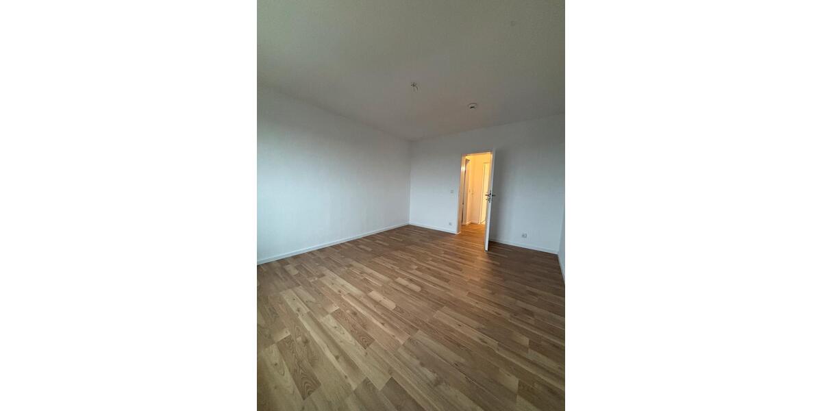 Etagenwohnung Garbsen Berenbostel - 3 Zimmer, 87 m&sup2;, 900&euro; | Angebot:24563436