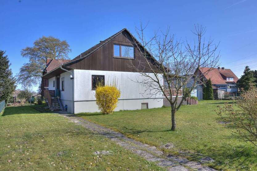 Haus zum Kaufen in Uetze 195.000 € 99 m²