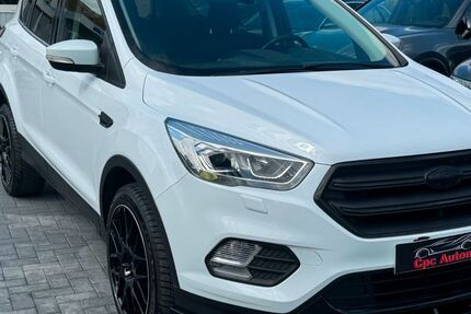 Ford Kuga 137.000 km 9.900 &euro; Hannover 30165