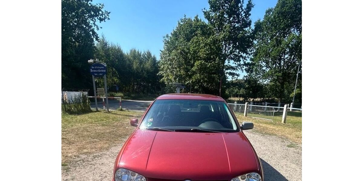 VW Golf 140.000 km 800 &euro; Hannover 30519