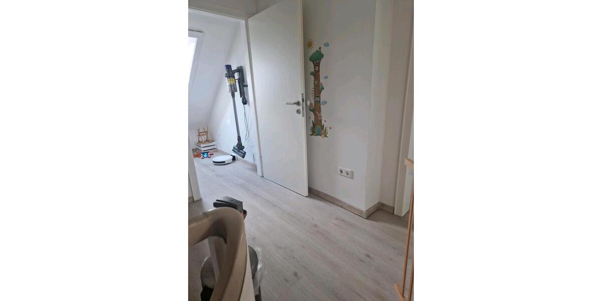 Reihenhaus Langenhagen Engelbostel - 7 Zimmer, 142 m&sup2;, 400.000&euro; | Angebot:26511131