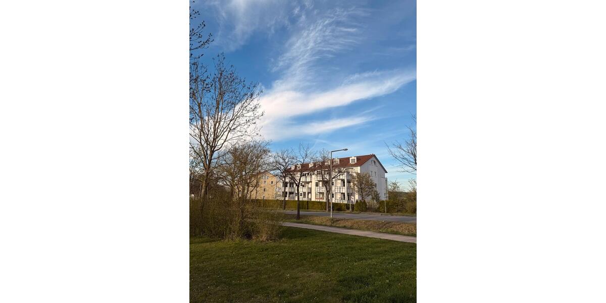 Etagenwohnung Giesen - 3 Zimmer, 76 m&sup2;, 1.100&euro; | Angebot:26091787