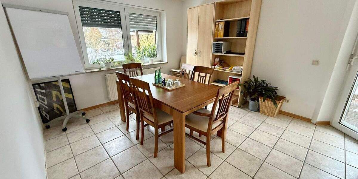 Mehrfamilienhaus, Wohnhaus Neustadt am Rübenberge Suttorf - 7 Zimmer, 180 m&sup2;, 430.000&euro; | Angebot:24916573