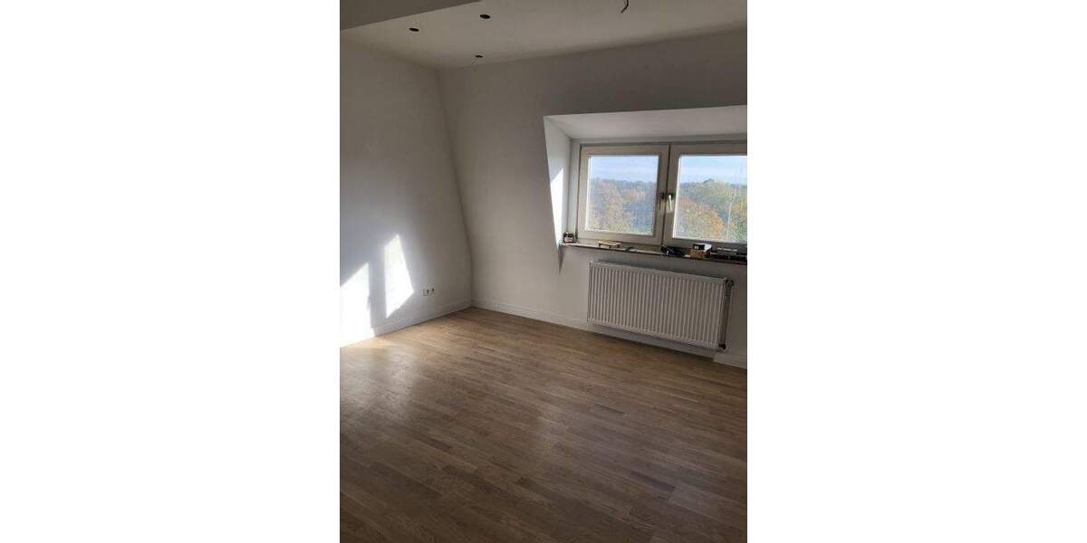Etagenwohnung Hannover List - 3 Zimmer, 94 m&sup2;, 330.000&euro; | Angebot:26672024