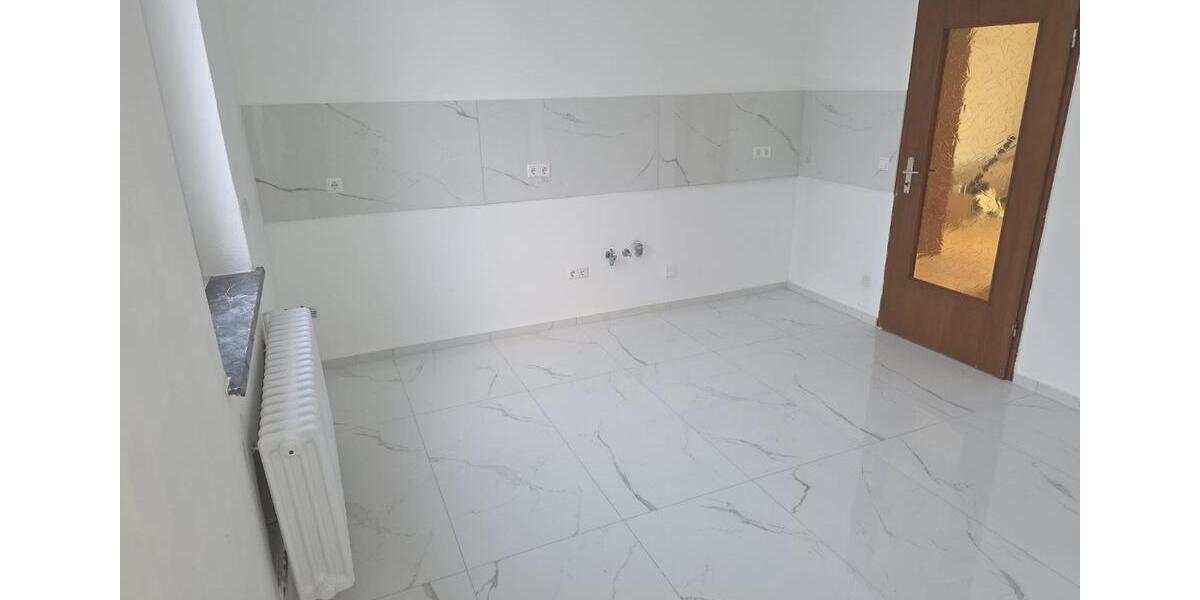 frisch sanierte, geräumige 3 Zimmerwohnung -Vinnhorst- von Privat 3 zimmer