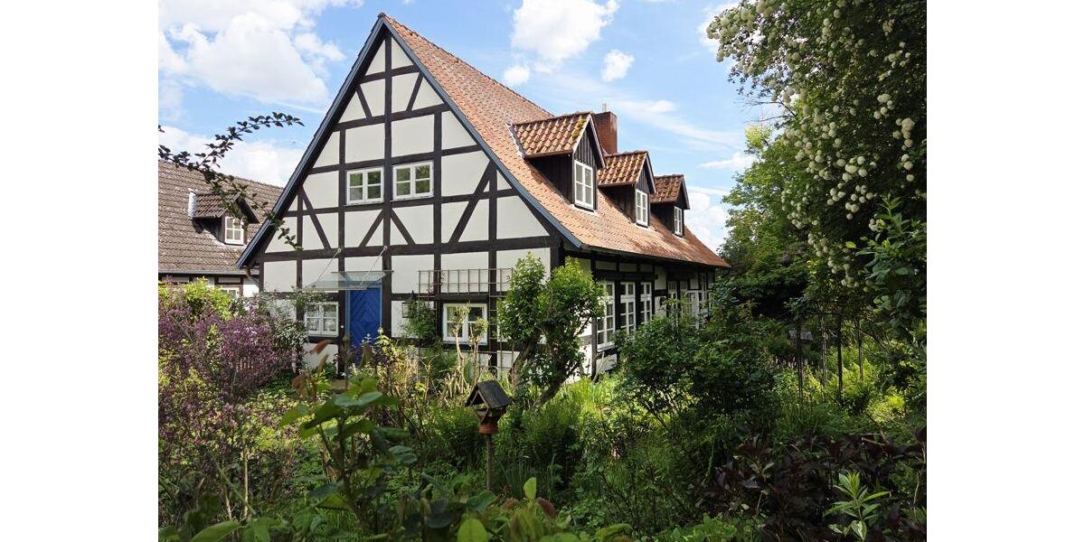 Einfamilienhaus Hannover Mitte - 5 Zimmer, 187 m&sup2;, 480.000&euro; | Angebot:27126822