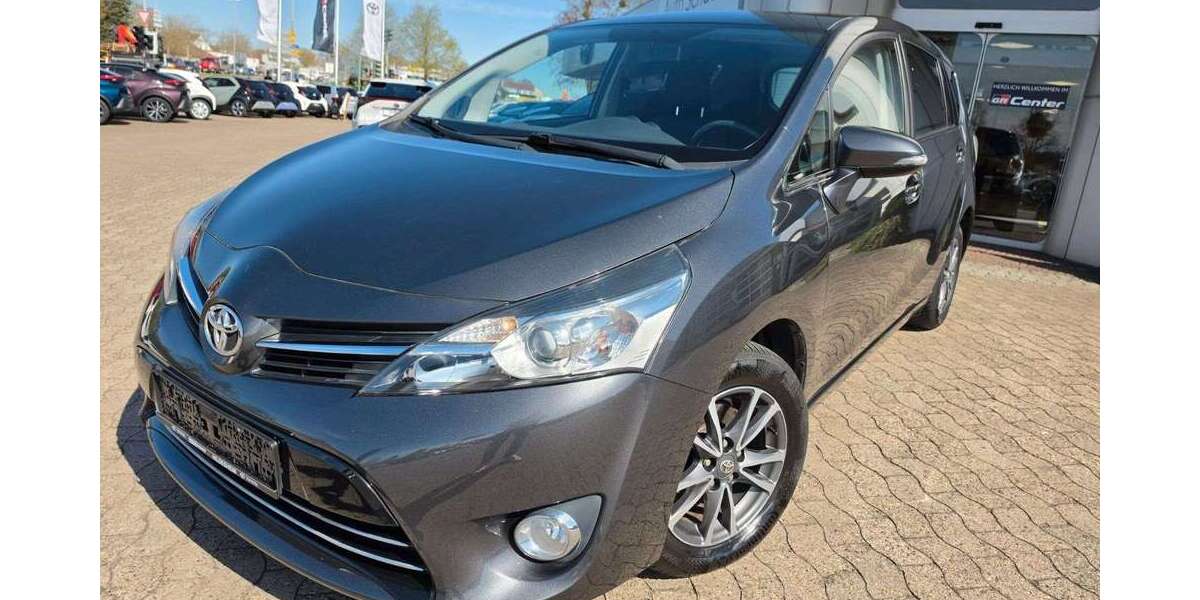 Toyota Verso 99.450 km 12.990 &euro; Hildesheim 31137