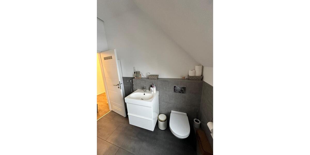 Dachgeschoßwohnung Neustadt am Rübenberge - 3 Zimmer, 82 m&sup2;, 1.053&euro; | Angebot:25349371