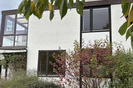 Haus zum Kaufen in Springe 333.000 € 160 m² 5 zimmer