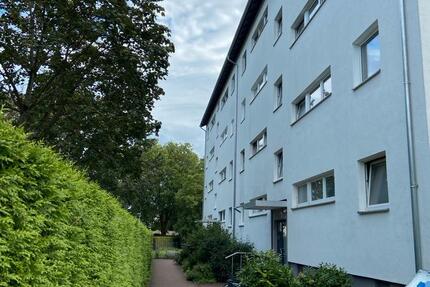 Helle 2-Zimmer Wohnung mit Balkon zimmer