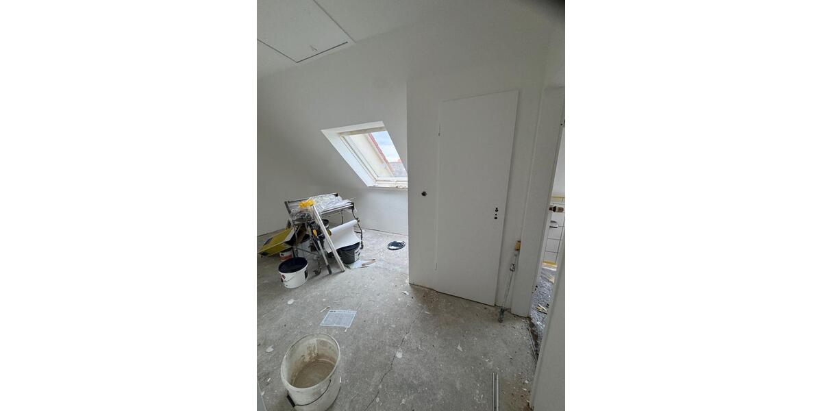 Dachgeschoßwohnung Lehrte - 3 Zimmer, 75 m&sup2;, 812&euro; | Angebot:25547945