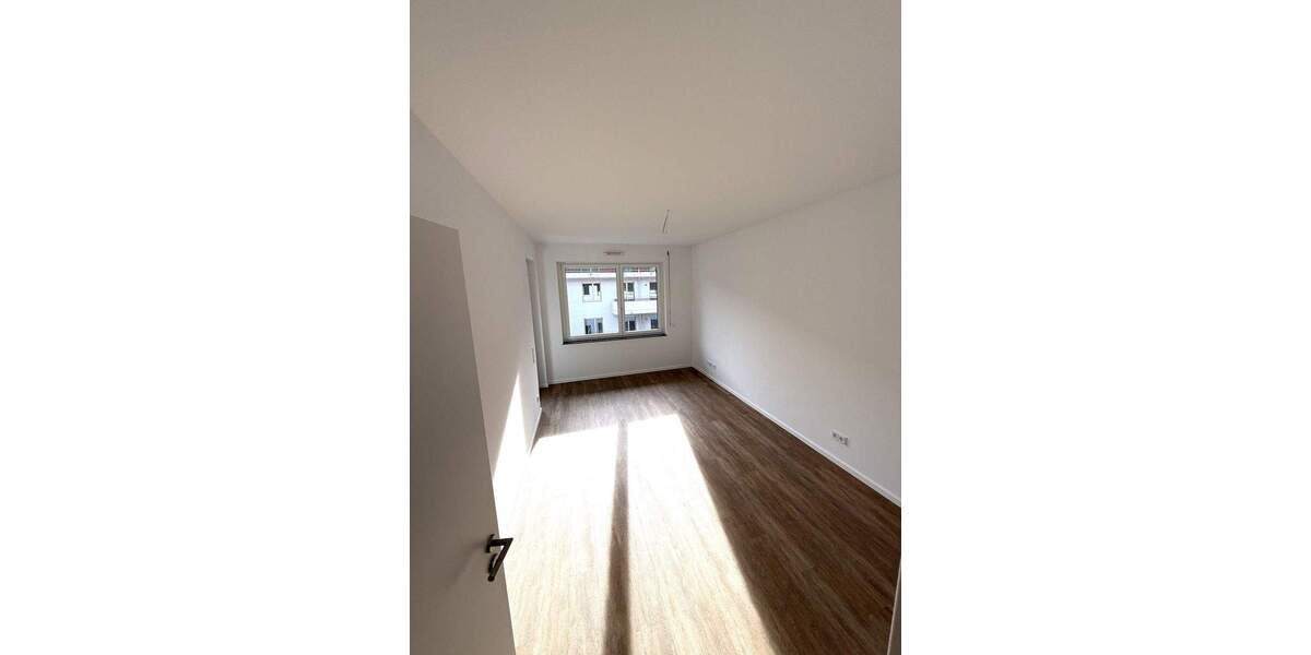 Etagenwohnung Hannover Vahrenwald - 3 Zimmer, 109 m&sup2;, 1.807&euro; | Angebot:26584383