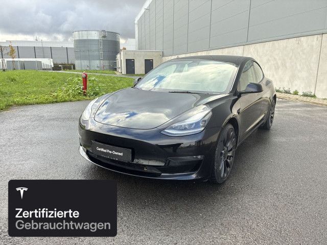 Tesla Model 3 40.337 km 35.200 € Hannover 30519