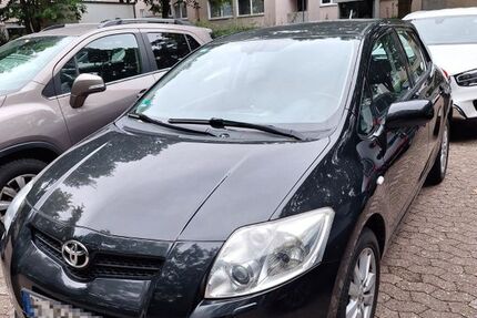 Toyota Auris 126.000 km 4.400 &euro; Sarstedt 31157