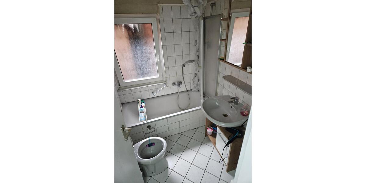 Etagenwohnung Springe - 1 Zimmer, 10 m&sup2;, 320&euro; | Angebot:25479620
