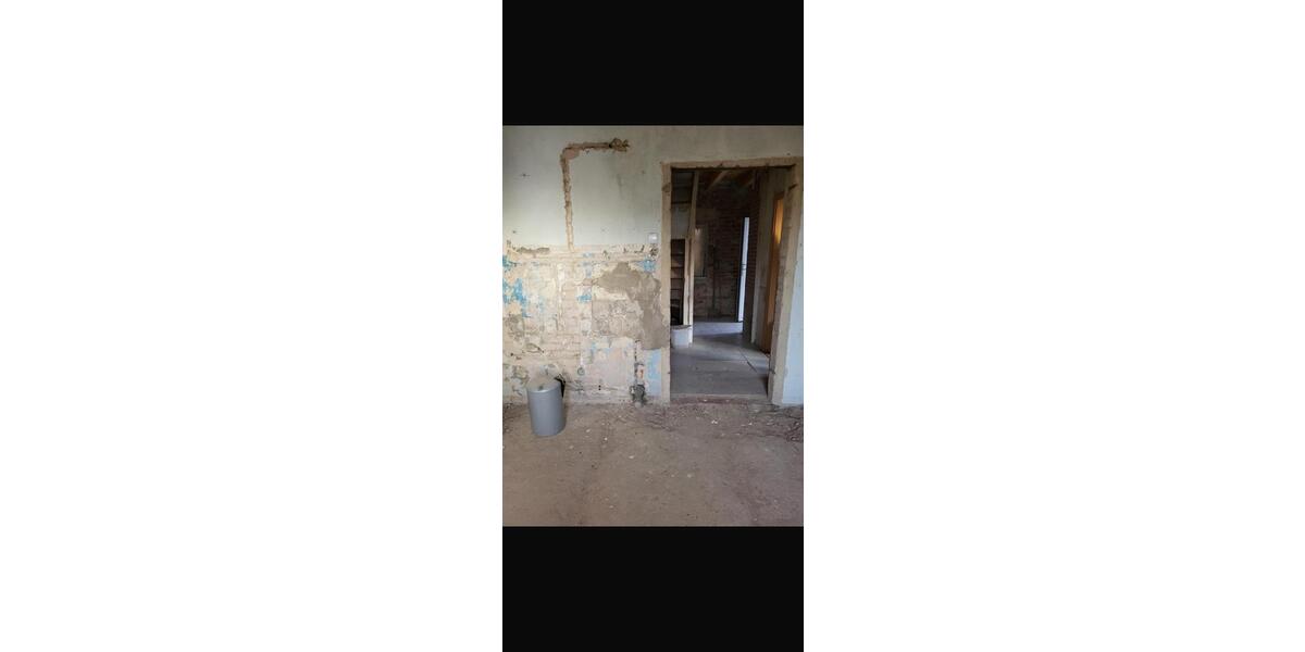 Einfamilienhaus Hannover Linden-Limmer - 25 Zimmer, 350 m&sup2;, 50.000&euro; | Angebot:26300004
