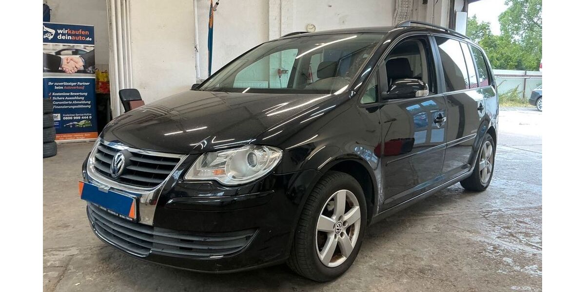 VW Touran 179.000 km 5.990 &euro; Lehrte 31275