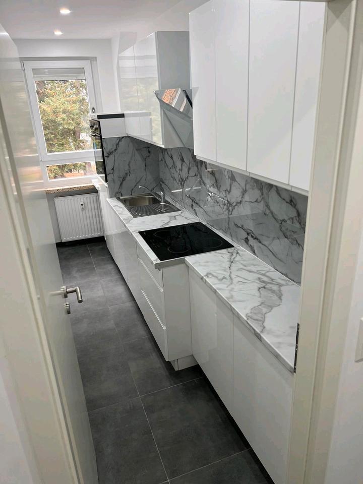 Kernsanierte 2-Zimmer-Wohnung in Top-Lage - Erstbezug ab 01.11.25 zimmer