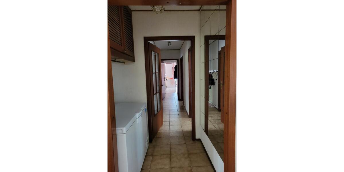 Bungalow Burgdorf - 8 Zimmer, 188 m&sup2;, 1.350&euro; | Angebot:26516986