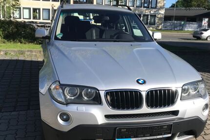 BMW X3 220.000 km 4.900 &euro; Hannover 30179