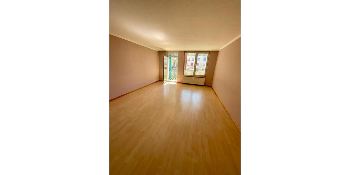 Etagenwohnung Langenhagen - 3 Zimmer, 84 m&sup2;, 807&euro; | Angebot:26599585