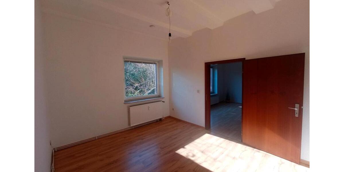 Erdgeschoßwohnung Hannover Herrenhausen-Stöcken - 3 Zimmer, 76 m&sup2;, 670&euro; | Angebot:25258133