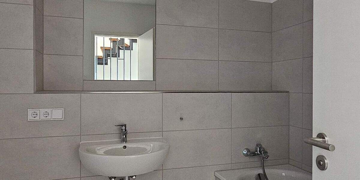 Mehrfamilienhaus, Wohnhaus Hannover Bemerode - 5 Zimmer, 131 m&sup2;, 1.850&euro; | Angebot:25731227