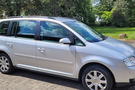 VW Touran 235.878 km 2.700 &euro; Isernhagen 30916