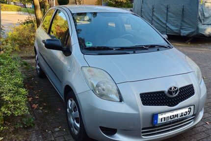 Toyota Yaris 123.000 km 2.950 € Hannover 30179